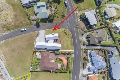 Photo of property in 10 Torsby Road, Coopers Beach, 0420