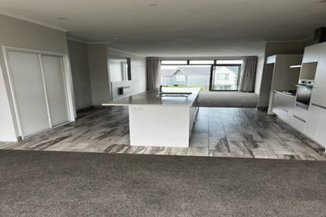 Photo of property in 84 Caldera Drive, Long Bay, Auckland, 0630