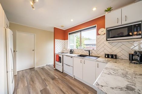 Photo of property in 36 Larchmont Grove, Totara Park, Upper Hutt, 5018