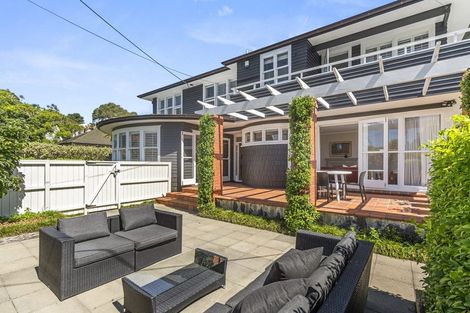 Photo of property in 6 Takarunga Road, Devonport, Auckland, 0624