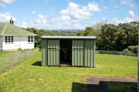 Photo of property in 37 Hillary Crescent, Belmont, Auckland, 0622