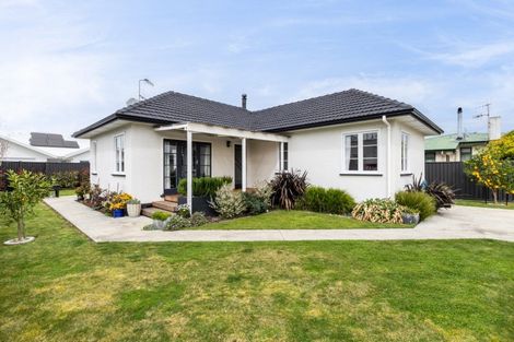 Photo of property in 1417 Woodstock Avenue, Mayfair, Hastings, 4122
