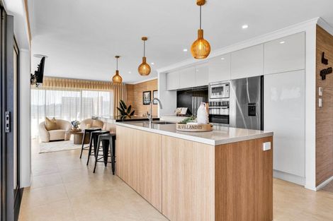 Photo of property in 17 Chatswood Grove, Fitzroy, New Plymouth, 4312