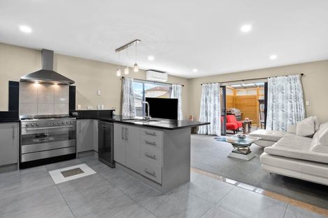 Photo of property in 28 Malahide Drive, Flat Bush, Auckland, 2019