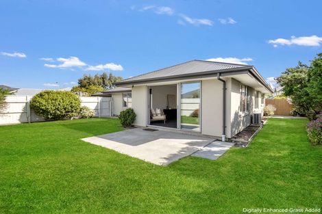 Photo of property in 14 Saint Adela Place, Woolston, Christchurch, 8062