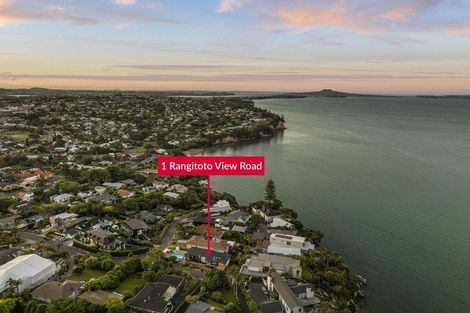 Photo of property in 1 Rangitoto View Road, Cockle Bay, Auckland, 2014