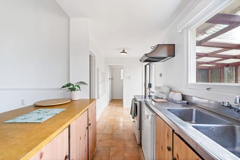 Photo of property in 12 Kauika Road, Avenues, Whangarei, 0110