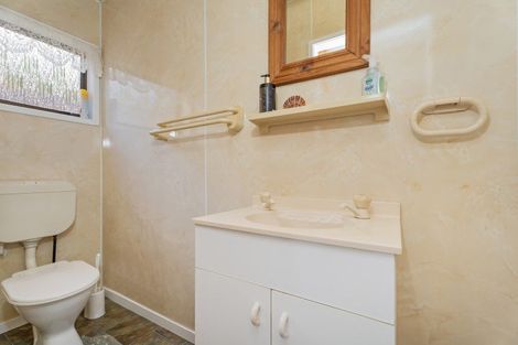 Photo of property in 28 Centennial Drive, Whitianga, 3510