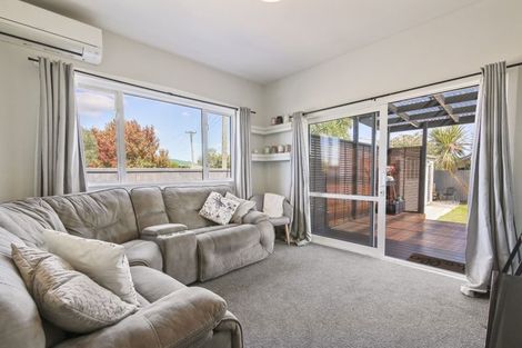 Photo of property in 2/23 Donegal Street, Belfast, Christchurch, 8051