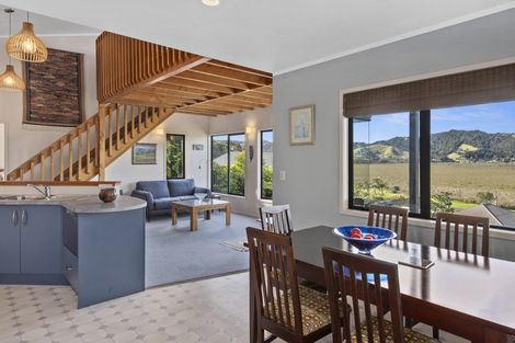 Photo of property in 26 Beach Road, Onerahi, Whangarei, 0110