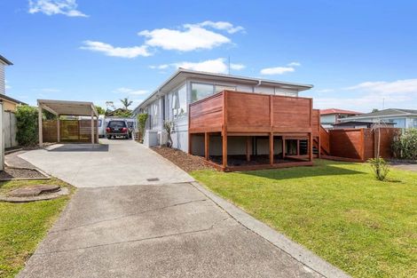 Photo of property in 1/3 Cromdale Avenue, Highland Park, Auckland, 2010