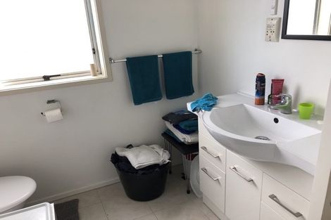 Photo of property in 3/5 Glen Road, Browns Bay, Auckland, 0630