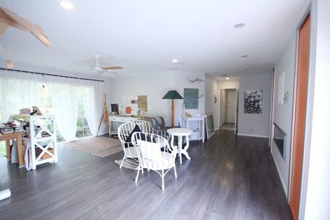 Photo of property in 25 Hobson Road, Lucas Heights, Auckland, 0632