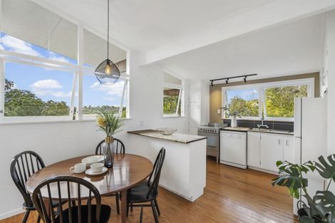 Photo of property in 16 St Peters Street, Northcote, Auckland, 0627