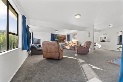 Photo of property in 11 Glengarry Place, Hilltop, Taupo, 3330