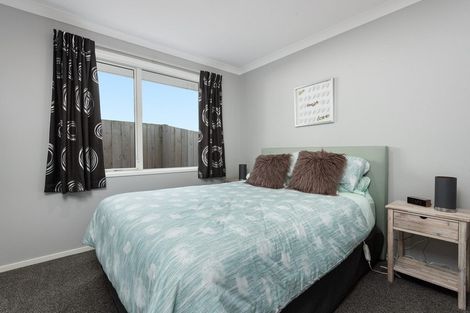 Photo of property in 21 Bob Carter Place, Welcome Bay, Tauranga, 3175