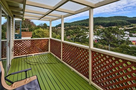 Photo of property in 15b Florio Terrace, Tawa, Wellington, 5028