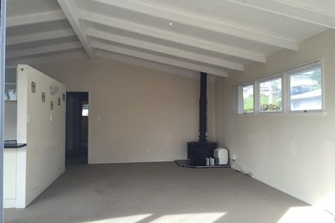 Photo of property in 1/288 Sunset Road, Windsor Park, Auckland, 0632