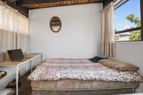 Photo of property in 3 Kathleen Street, Totara Vale, Auckland, 0627