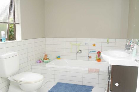 Photo of property in 65 Waterstone Avenue, Paraparaumu, 5032