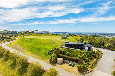 Photo of property in 17 Te Roera Drive, Taradale, Napier, 4112