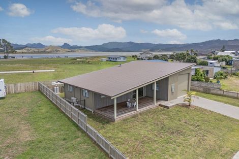Photo of property in 168 Harbour Drive, Matarangi, Whitianga, 3592