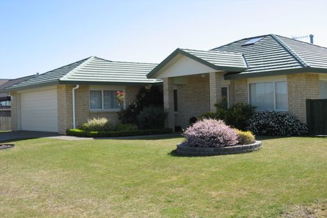 Photo of property in 39 College Drive, Paraparaumu, 5032
