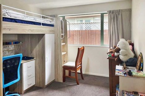 Photo of property in 17a Truman Road, Bryndwr, Christchurch, 8053