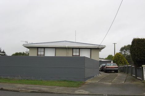 Photo of property in 215 Mcquarrie Street, Kingswell, Invercargill, 9812