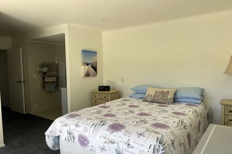 Photo of property in 9 Woodgers Way, Somerville, Auckland, 2014