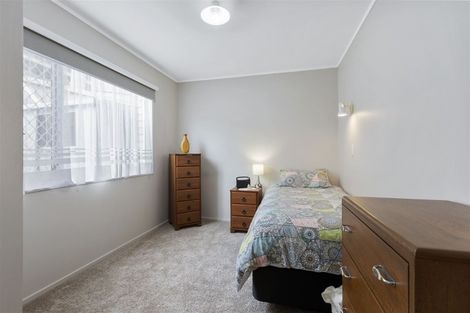 Photo of property in 1a Walmer Grove, Bell Block, New Plymouth, 4312