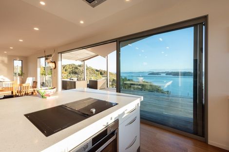 Photo of property in 12e Broadview Road, Opua, 0200