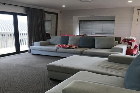 Photo of property in 4 Rotoma Rise, Clover Park, Auckland, 2019