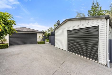 Photo of property in 4 Hegan Place, Rangiora, 7400