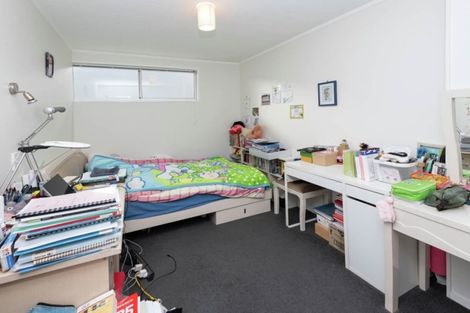 Photo of property in 3/64 Hattaway Avenue, Bucklands Beach, Auckland, 2012