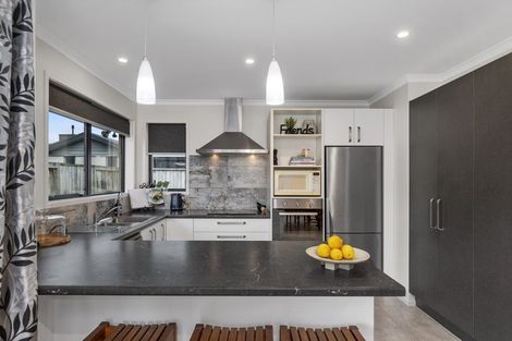 Photo of property in 294 Lakes Boulevard, Pyes Pa, Tauranga, 3112