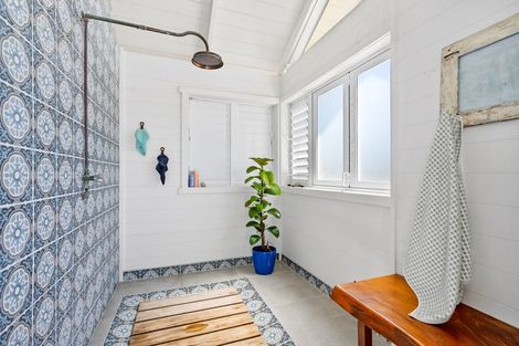 Photo of property in 3 Christie Close, Pataua North, Parua Bay, 0175