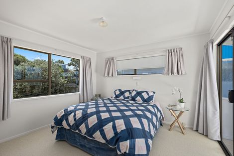Photo of property in 10 Tara Place, Snells Beach, 0920