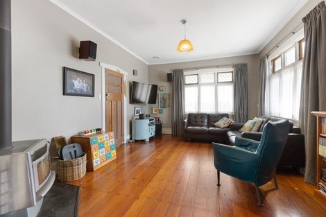 Photo of property in 175 Dudley Road Upper, Inglewood, 4386