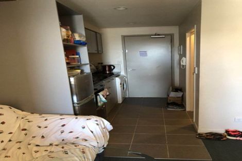 Photo of property in The Imperial Gardens Apartments, 707/135 Hobson Street, Auckland Central, Auckland, 1010