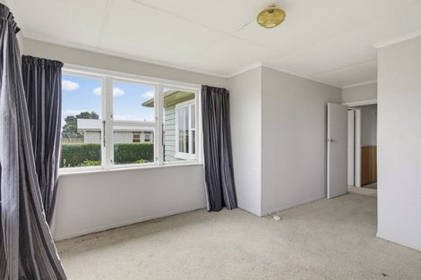 Photo of property in 12 Collingwood Street, Levin, 5510