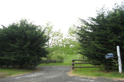 Photo of property in 109 Awa Road, Kumeu, 0891