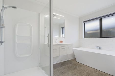 Photo of property in 32a Bunyan Road, Coastlands, Whakatane, 3120
