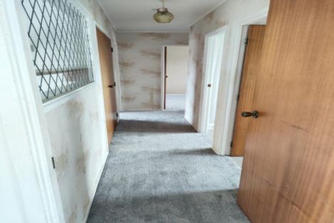 Photo of property in 1/40 Halberg Street, Glenfield, Auckland, 0629