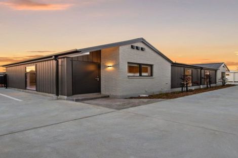 Photo of property in 3/76 Sullivan Avenue, Woolston, Christchurch, 8023