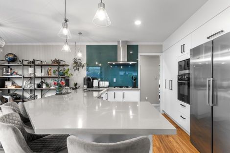 Photo of property in 2 Sabana Place, Bethlehem, Tauranga, 3110