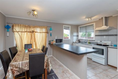 Photo of property in 10 Joanna Place, Deanwell, Hamilton, 3206