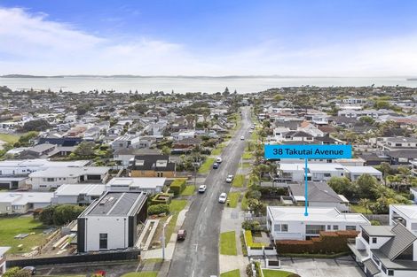 Photo of property in 38 Takutai Avenue, Bucklands Beach, Auckland, 2012