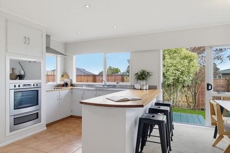 Photo of property in 120 Cambridge Road, Bethlehem, Tauranga, 3110