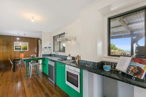 Photo of property in 3a Nuku Street, Strathmore Park, Wellington, 6022